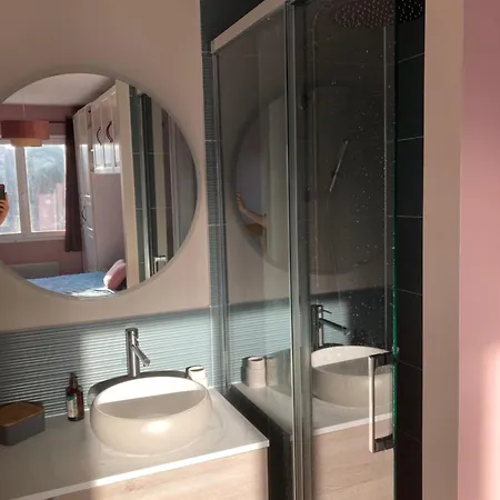 La Maison Des Massena Homestay