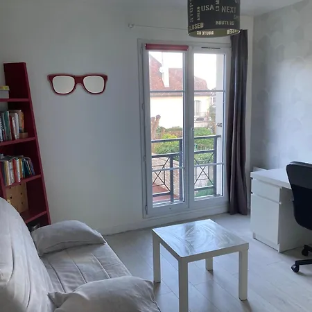 Homestay La Maison Des Massena *
