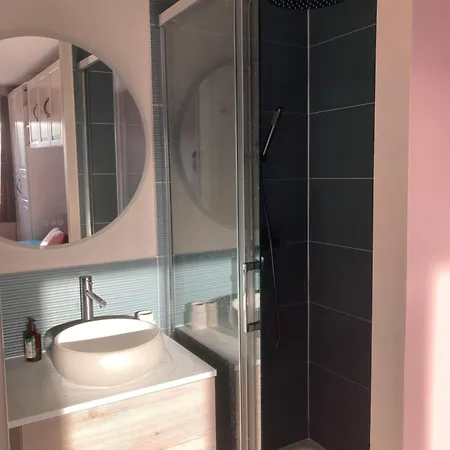 La Maison Des Massena Homestay