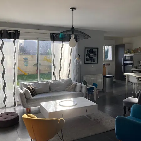 Homestay La Maison Des Massena *